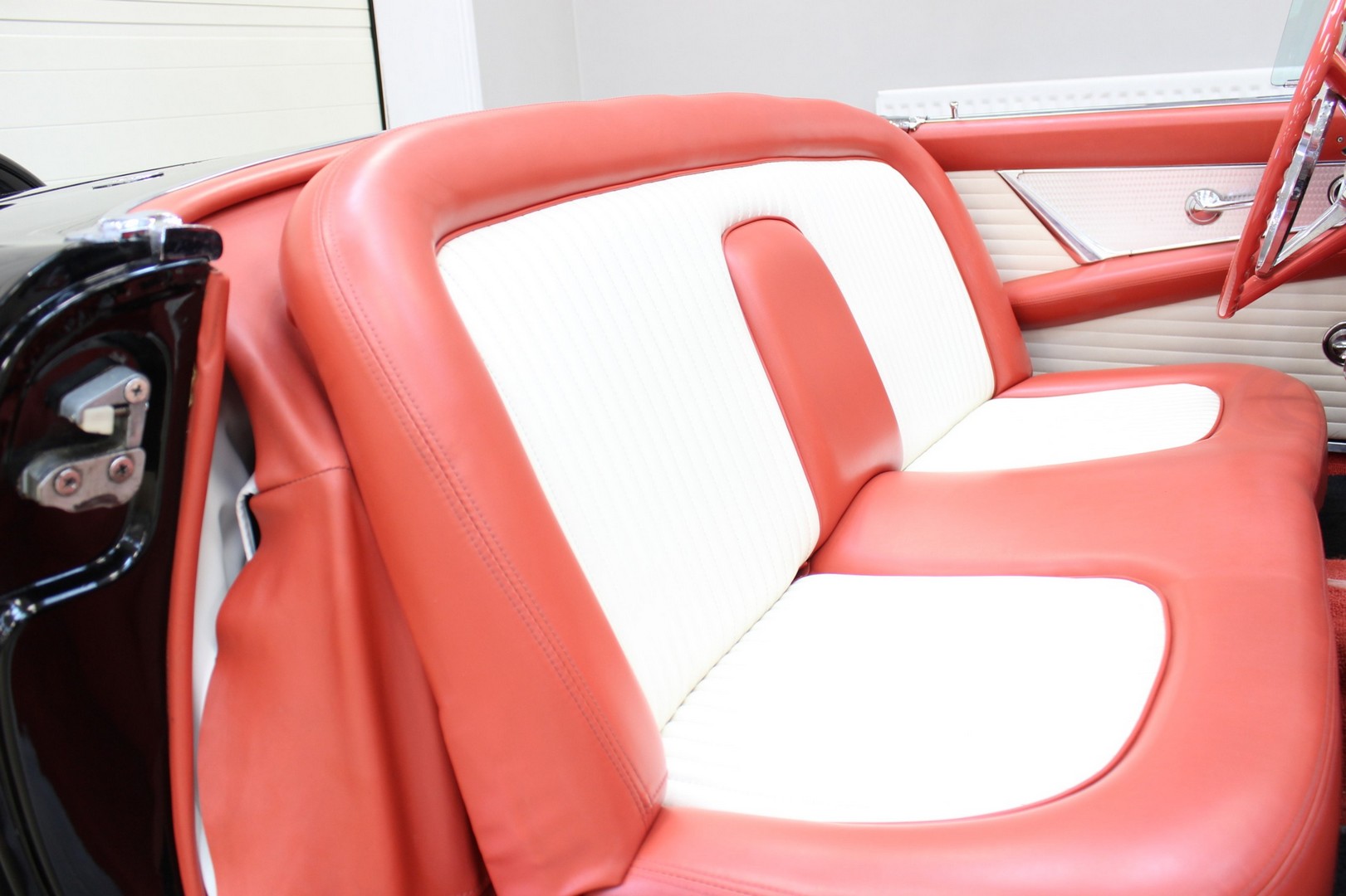 1956 Ford Thunderbird - Image 15