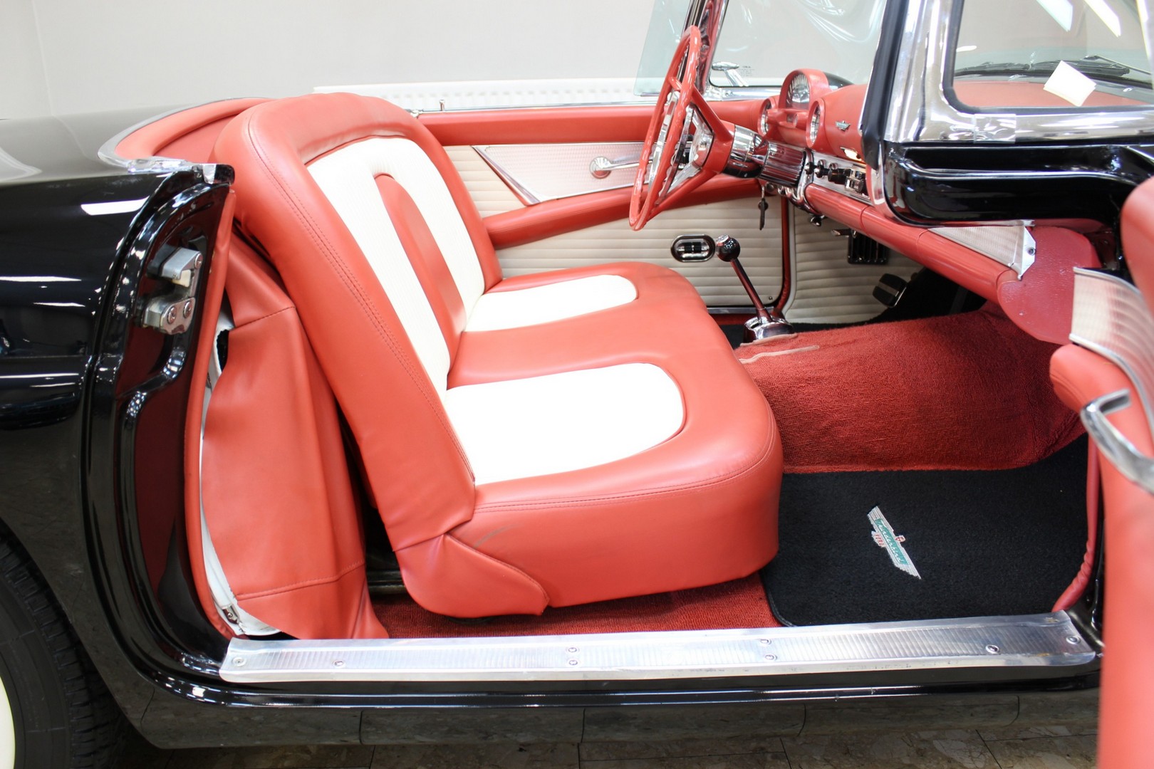 1956 Ford Thunderbird - Image 16