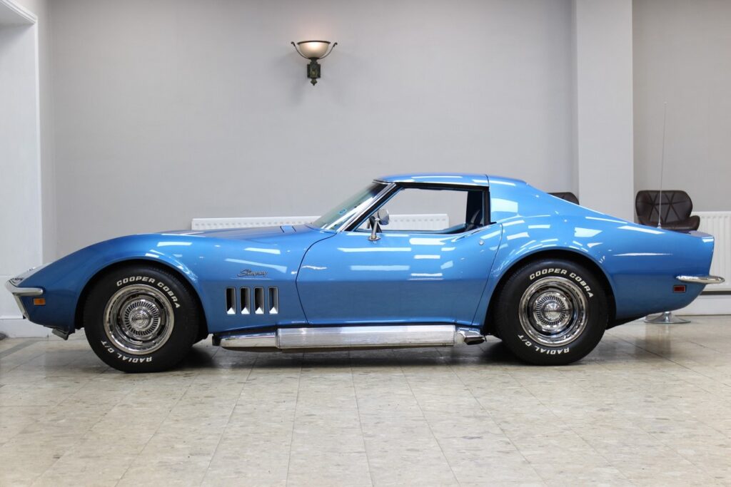 1969 Chevrolet Corvette Stingray - Image 11