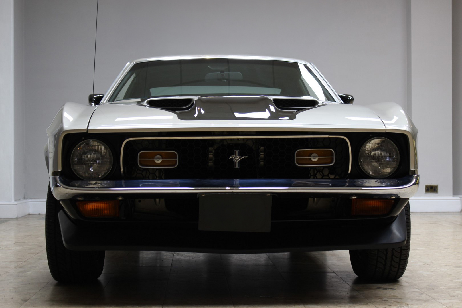 1971 Ford Mustang Mach 1 - Image 3