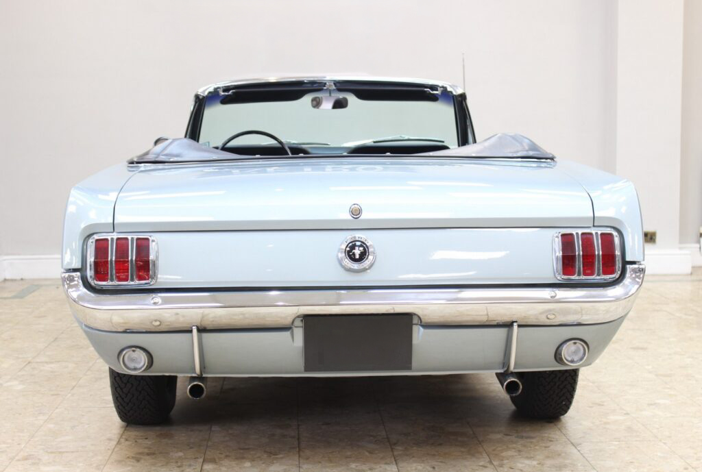 1964 Ford Mustang - Image 10