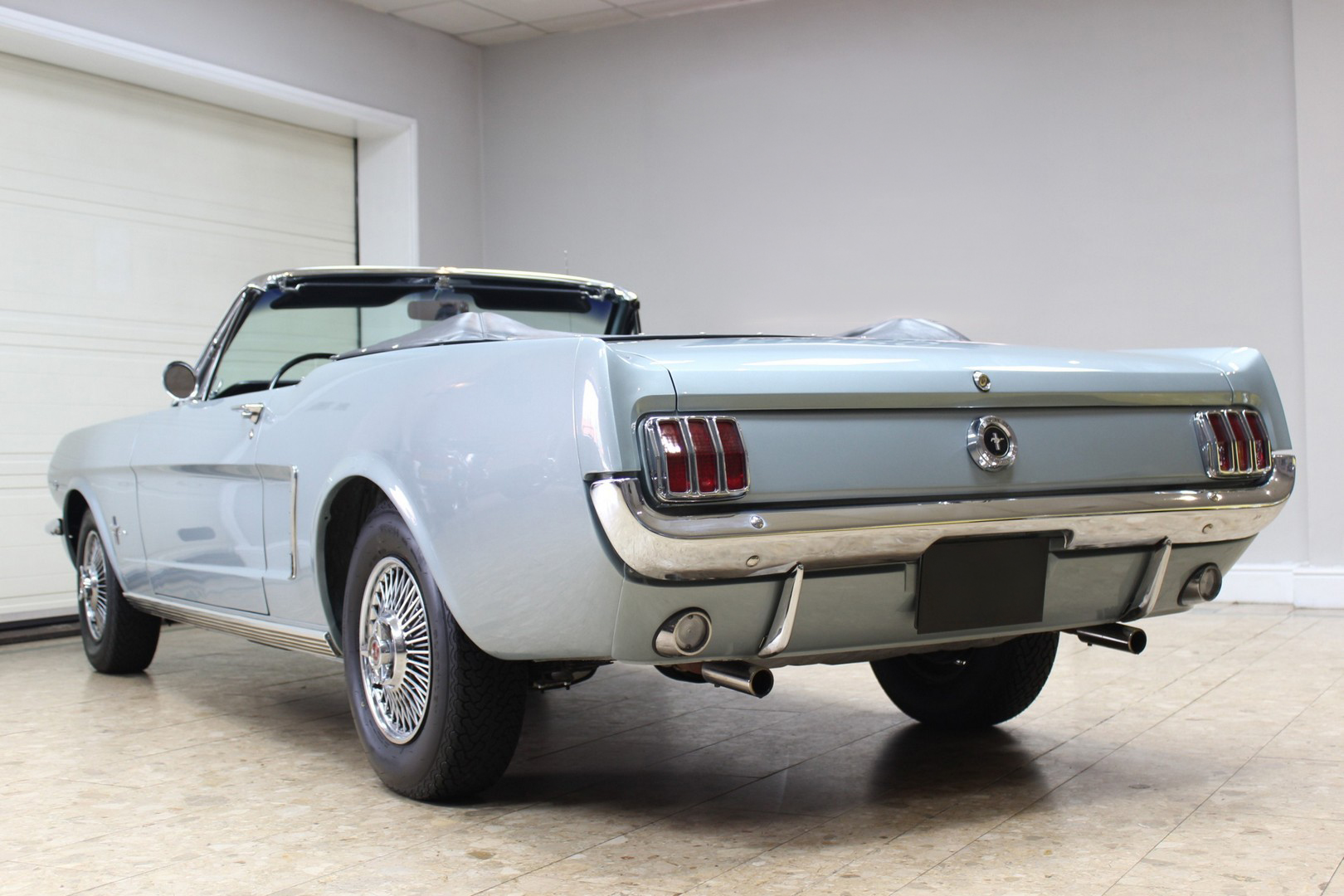 1964 Ford Mustang - Image 9