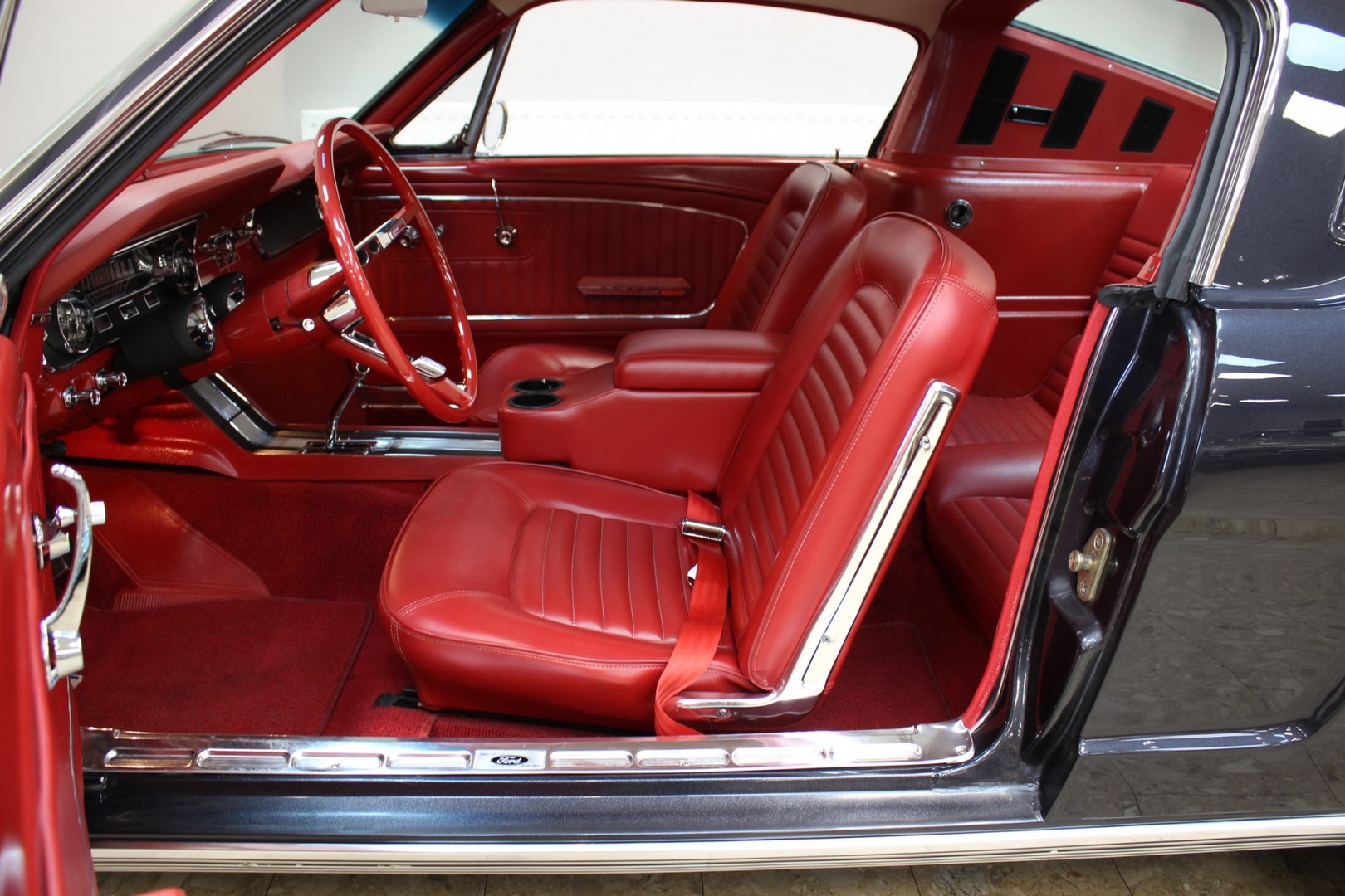 1965 Ford Mustang Fastback - Image 18