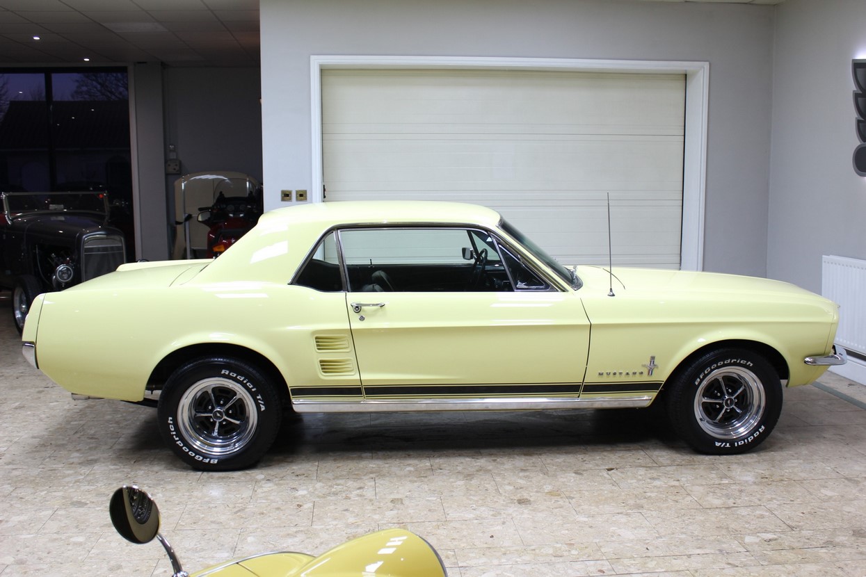 1967 Ford Mustang - Image 2