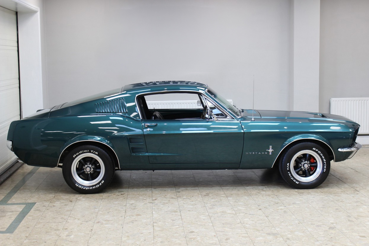 1967 Ford Mustang Fastback GTA - Image 2